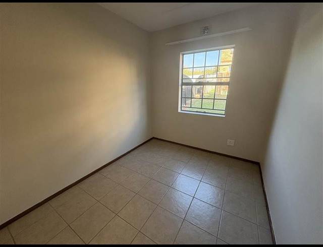 2 BEDROOM PROPERTY TO RENT IN NOORDWYK